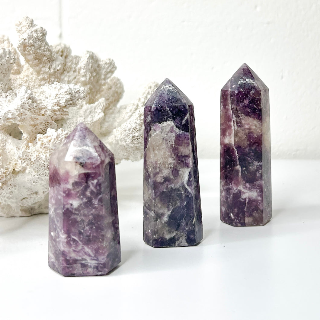 LEPIDOLITE POINT