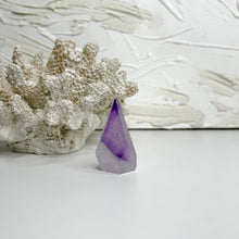Load image into Gallery viewer, AMETHYST POINT
