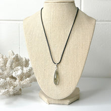 Load image into Gallery viewer, GREEN AMETHYST PENDANT
