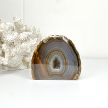 Load image into Gallery viewer, AGATE DRUZY GEODE
