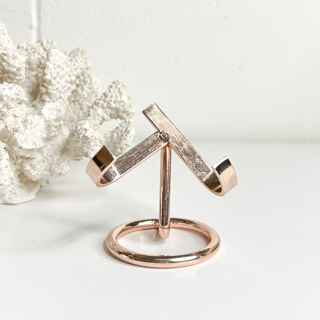 HEART DISPLAY STAND (ROSE GOLD)