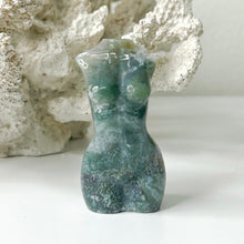 Load image into Gallery viewer, DIVINE FEMININE CRYSTAL CARVING
