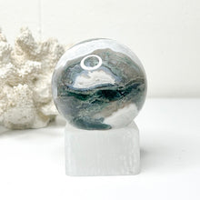 Load image into Gallery viewer, SELENITE SPHERE STAND
