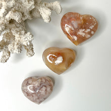 Load image into Gallery viewer, FLOWER AGATE HEART
