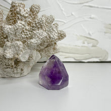 Load image into Gallery viewer, AMETHYST POINT
