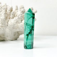 Load image into Gallery viewer, MALACHITE MINI POINT
