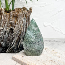 Load image into Gallery viewer, MOSS AGATE FLAME
