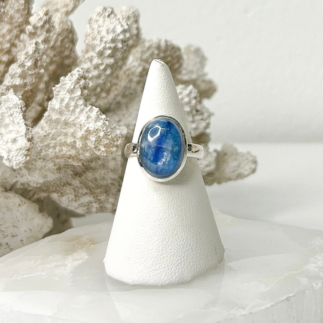 BLUE KYANITE RING