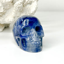 Load image into Gallery viewer, CRYSTAL SKULL CARVING
