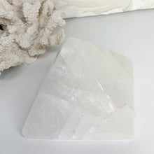 Load image into Gallery viewer, OPTICAL CALCITE PYRAMID
