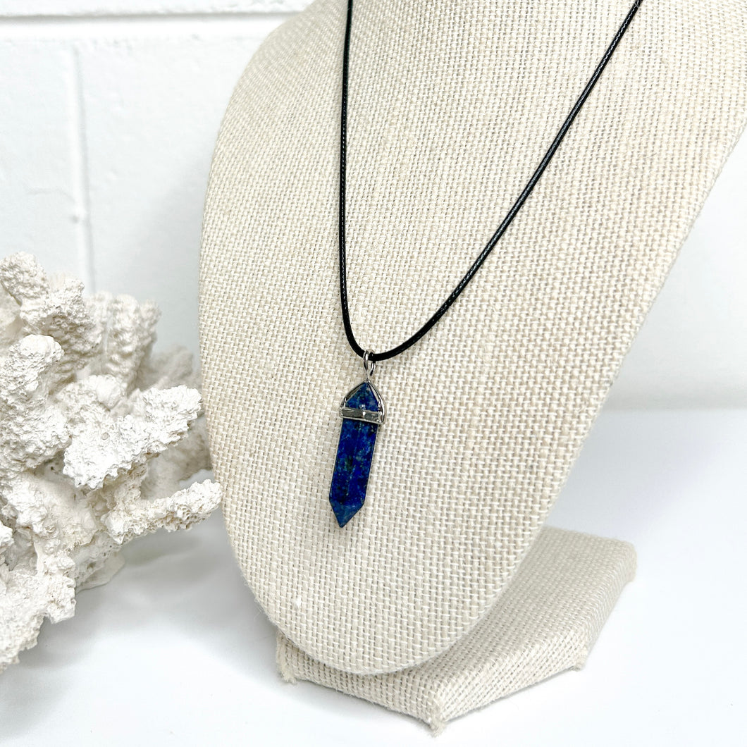 LAPIS LAZULI DT NECKLACE