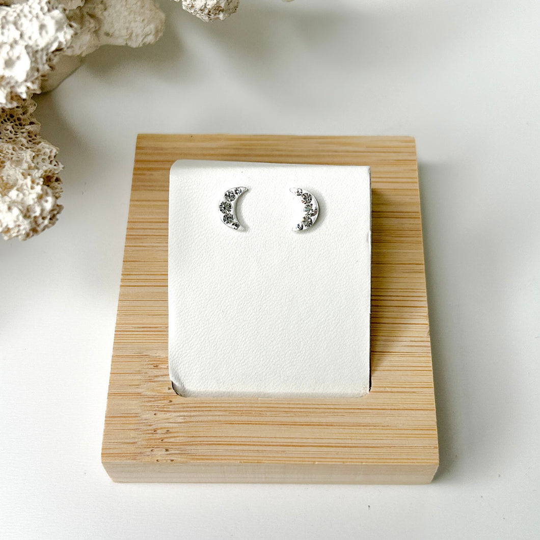 CRESCENT MOON STUD EARRINGS