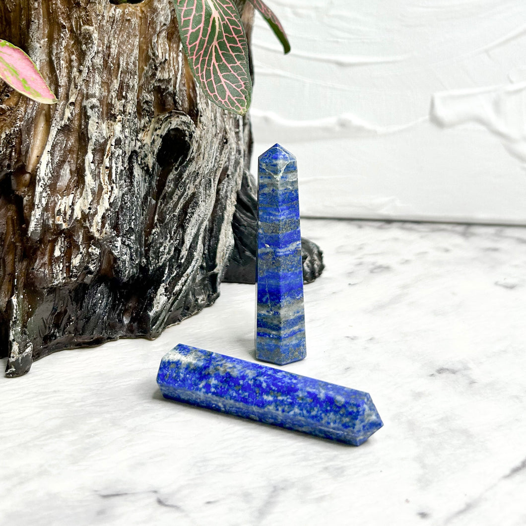 LAPIS LAZULI SMALL POINT