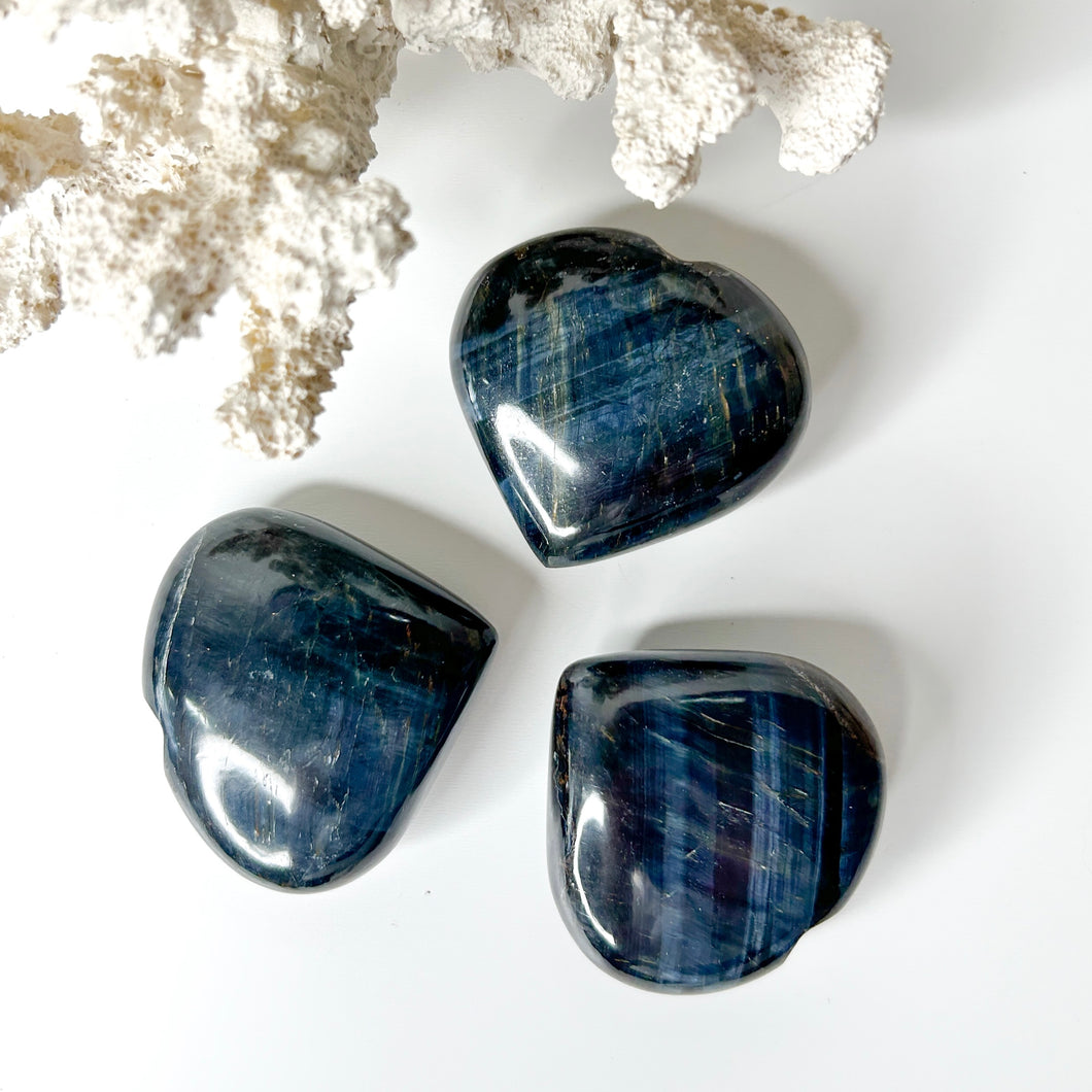 BLUE TIGERS EYE HEART