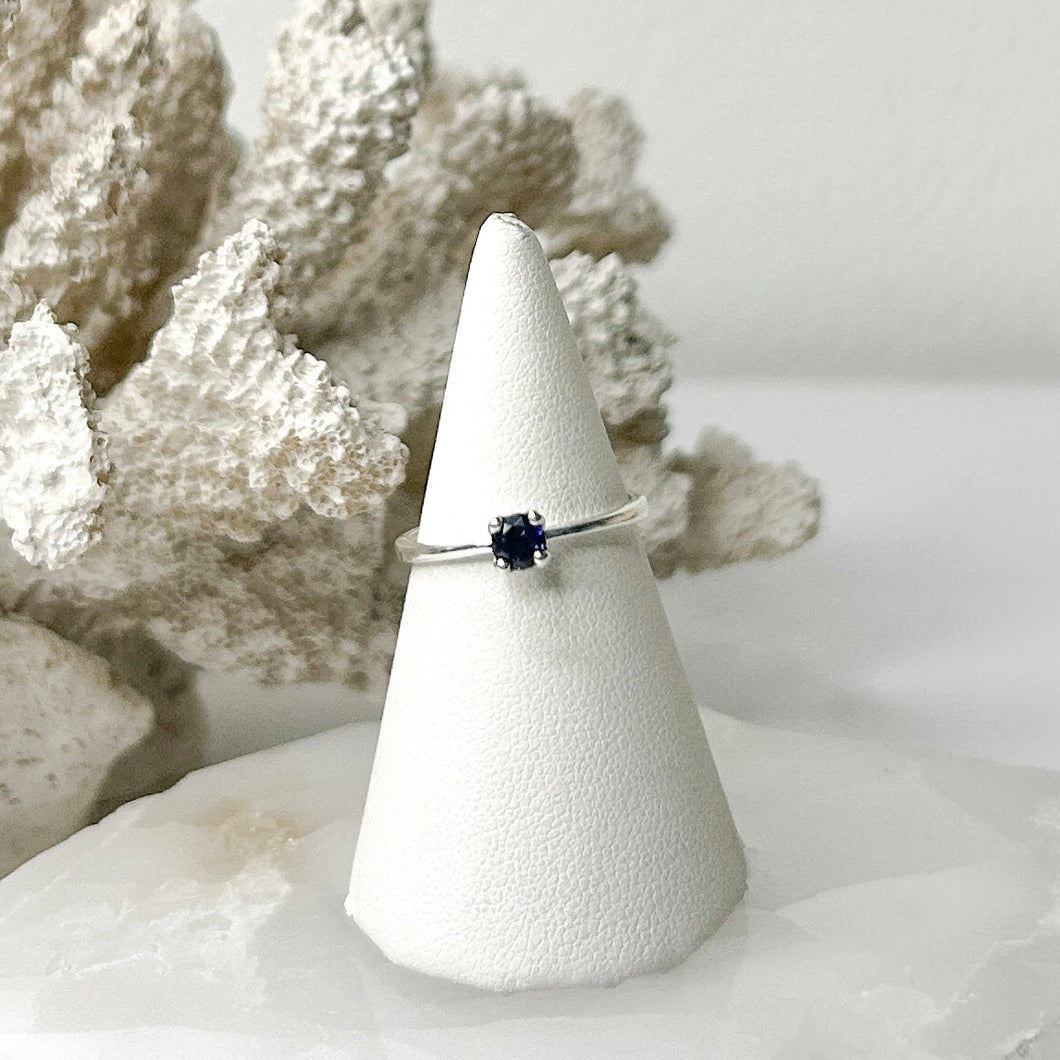 IOLITE RING