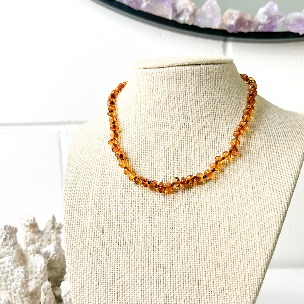 AMBER BABY NECKLACE