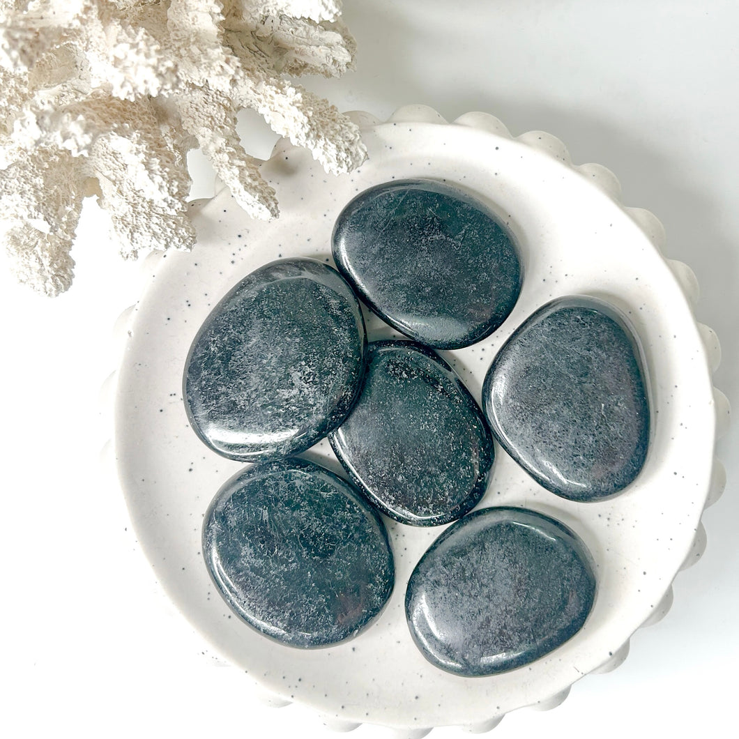 BLACK TOURMALINE FLAT PALM STONE