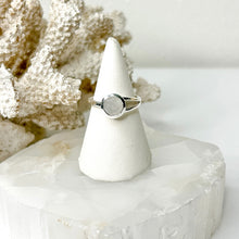 Load image into Gallery viewer, MOONSTONE RING
