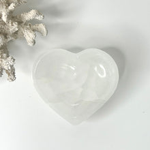 Load image into Gallery viewer, SELENITE HEART CHARGING BOWL

