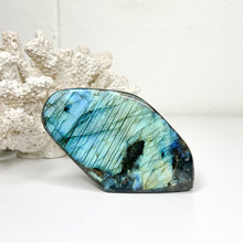 Load image into Gallery viewer, LABRADORITE FREEFORM
