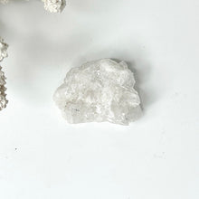 Load image into Gallery viewer, CLEAR QUARTZ CLUSTER
