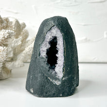Load image into Gallery viewer, AMETHYST GEODE
