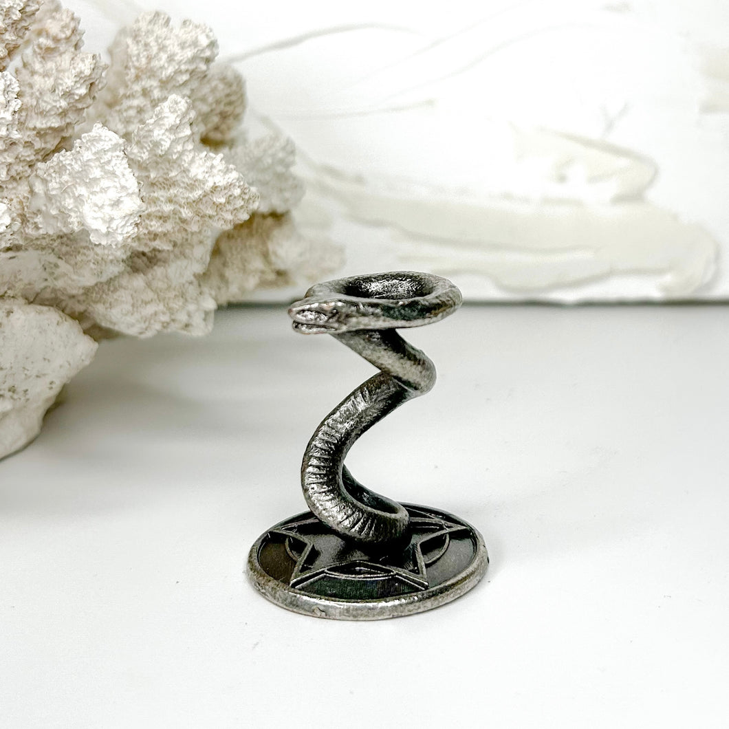 SNAKE SPHERE STAND