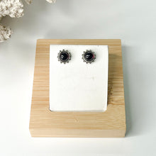 Load image into Gallery viewer, GARNET SILVER EARRINGS
