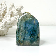 Load image into Gallery viewer, LABRADORITE SMALL FREEFORM
