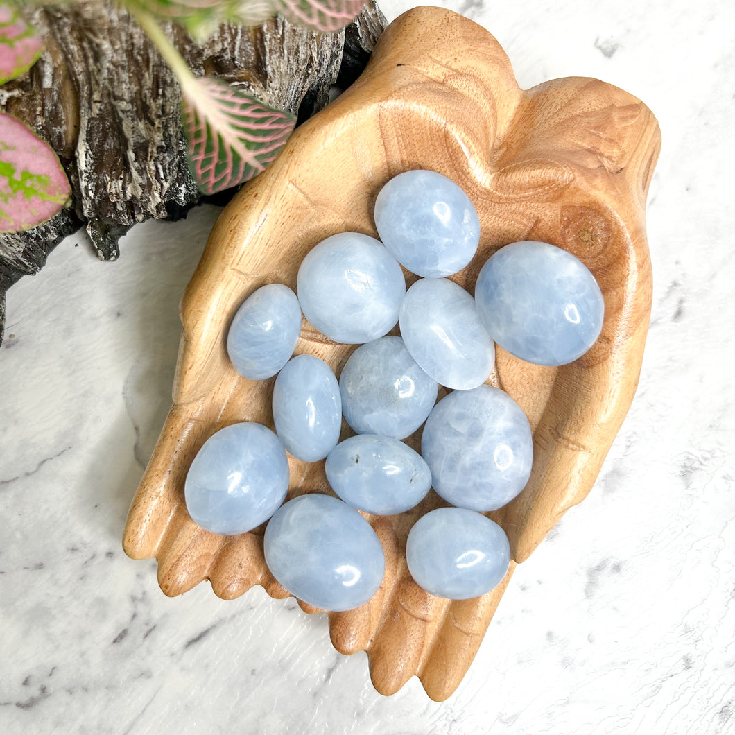 BLUE CALCITE MINI PALMSTONE