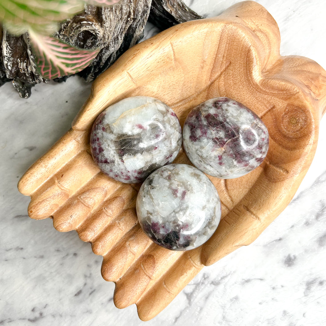 RUBELLITE TOURMALINE PALMSTONE