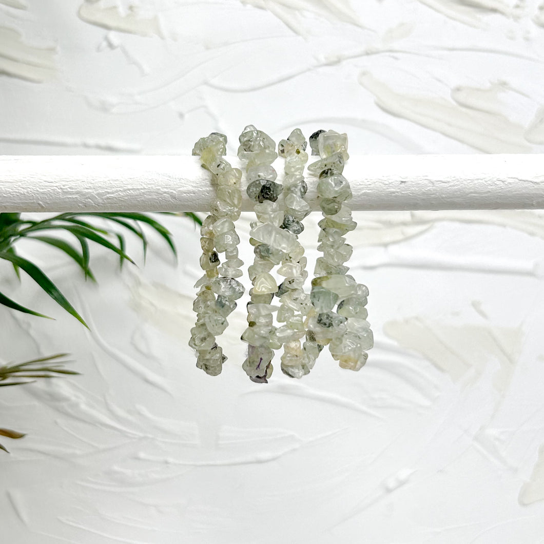 PREHNITE CHIP BRACELET