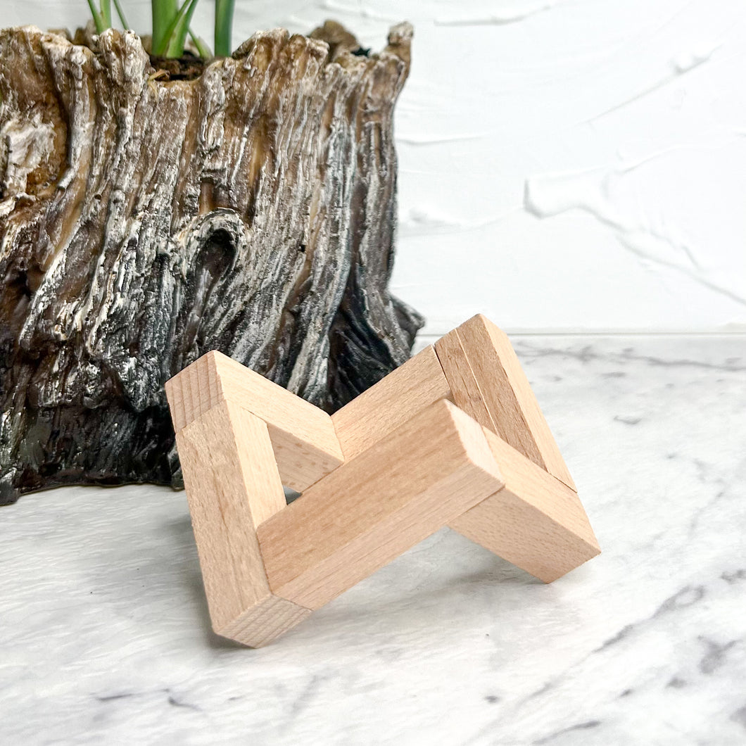 WOODEN SPHERE STAND