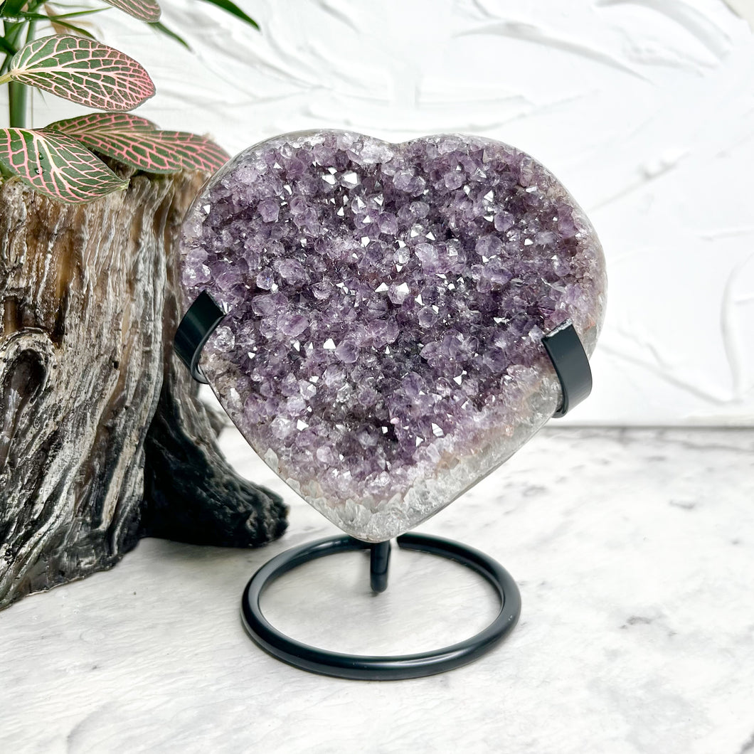 AMETHYST CLUSTER URUGUAY HEART