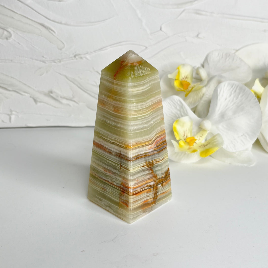 GREEN ONYX OBELISK